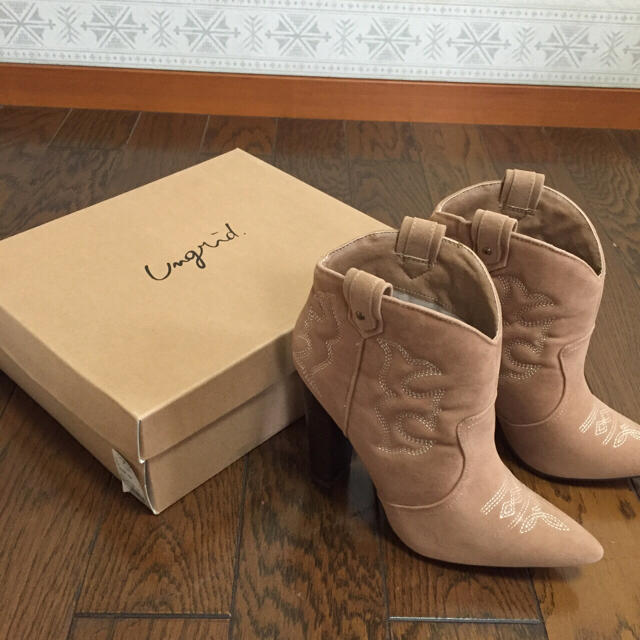 Ungrid(アングリッド)の新品♡ungrid♡スウェードウエスタンヒール レディースの靴/シューズ(ブーツ)の商品写真