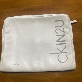 カルバンクライン(Calvin Klein)のカルバンクラインクラッチバッグ(セカンドバッグ/クラッチバッグ)