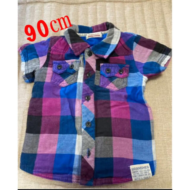 半袖シャツ 紫のチェックシャツ　90㎝　男の子 キッズ/ベビー/マタニティのキッズ服男の子用(90cm~)(ブラウス)の商品写真