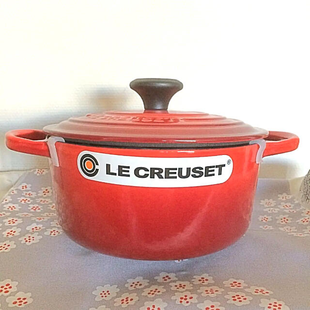 ♡ルクルーゼ ココットロンド 18cm チェリーレッド LE CREUSET ずっと