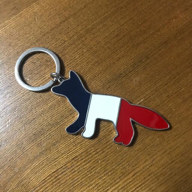 MAISON KITSUNE'(メゾンキツネ)のメゾンキツネ　キーホルダー レディースのファッション小物(キーホルダー)の商品写真