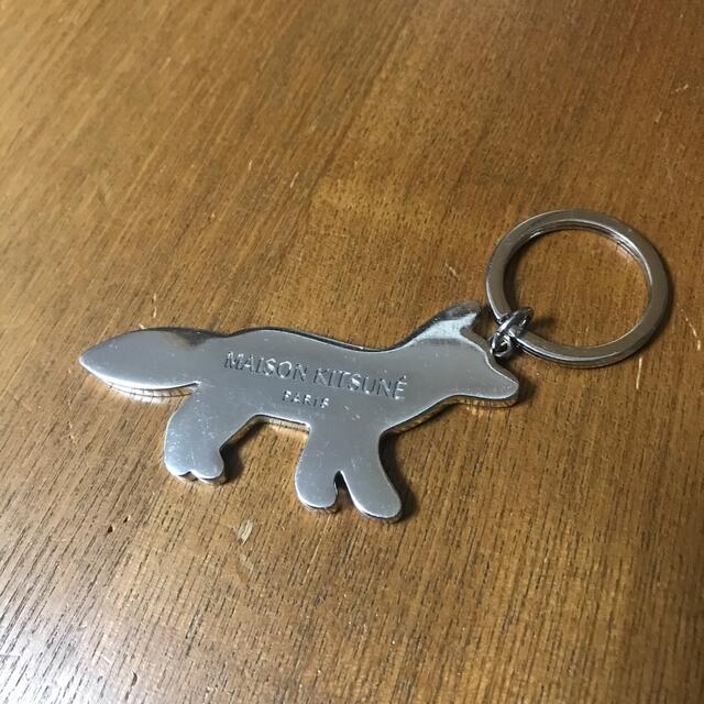 MAISON KITSUNE'(メゾンキツネ)のメゾンキツネ　キーホルダー レディースのファッション小物(キーホルダー)の商品写真