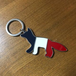 メゾンキツネ(MAISON KITSUNE')のメゾンキツネ　キーホルダー(キーホルダー)