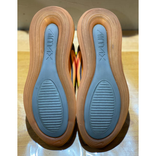 NIKE(ナイキ)のAirMax720 Black Fuel Orange メンズの靴/シューズ(スニーカー)の商品写真