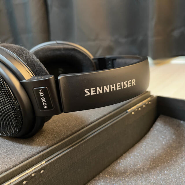 SENNHEISER(ゼンハイザー)のthom様 専用出品 スマホ/家電/カメラのオーディオ機器(ヘッドフォン/イヤフォン)の商品写真