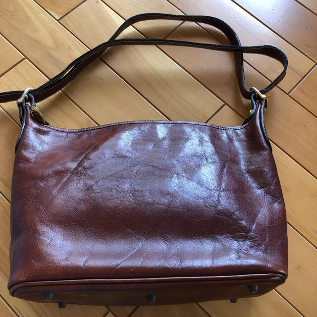 ヒロフ　ブラウンショルダーバック レディースのバッグ(ショルダーバッグ)の商品写真