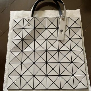 イッセイミヤケ(ISSEY MIYAKE)の⭐︎BAOBAOルーセント3月限定ダブルカラー(トートバッグ)