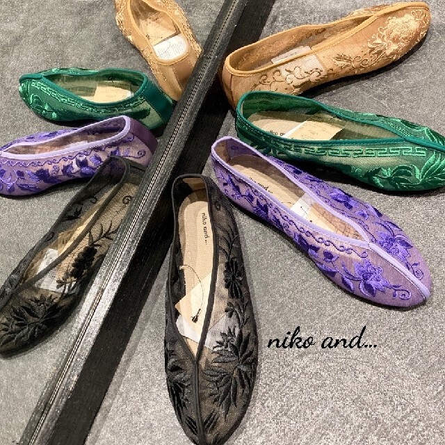 niko and...(ニコアンド)の新品 niko and… チュールフラットパンプス レディースの靴/シューズ(ハイヒール/パンプス)の商品写真