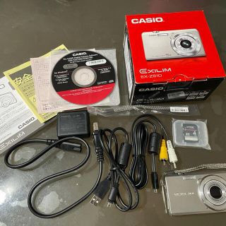 カシオ(CASIO)のCASIO EXILM EX-ZS10(コンパクトデジタルカメラ)