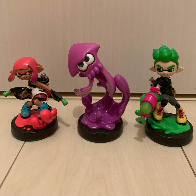 Nintendo Switch(ニンテンドースイッチ)のスプラトゥーン2 amiibo アミーボ　ボーイ、ガール、イカ エンタメ/ホビーのフィギュア(ゲームキャラクター)の商品写真