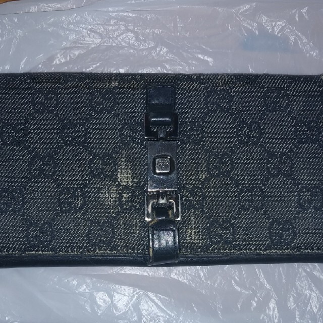 Gucci(グッチ)のGUCCI長財布 レディースのファッション小物(財布)の商品写真