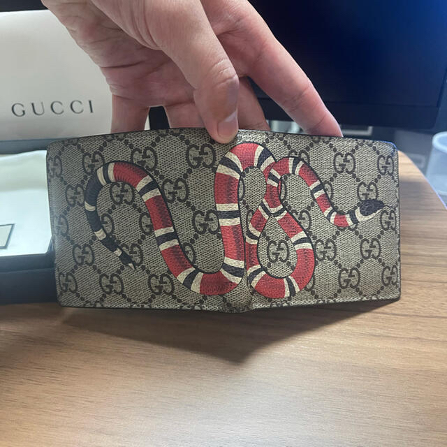 Gucci(グッチ)のGUCCI 二つ折り財布 蛇 パイソン メンズのファッション小物(折り財布)の商品写真