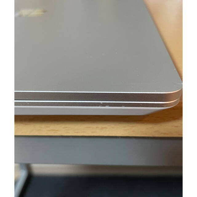 Surface Laptop Go プラチナ　256GB
