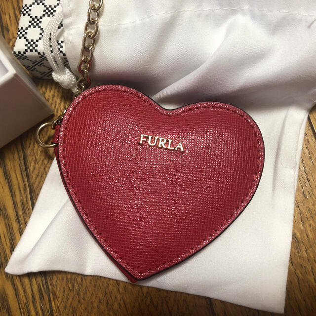 Furla(フルラ)の今週限定値下げ　FURLA バッグチャーム　ハート ハンドメイドのファッション小物(バッグチャーム)の商品写真