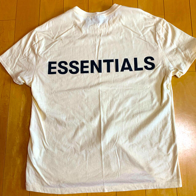 FOG Essentials Boxy サイズXS クリーム - Tシャツ/カットソー(半袖/袖 ...