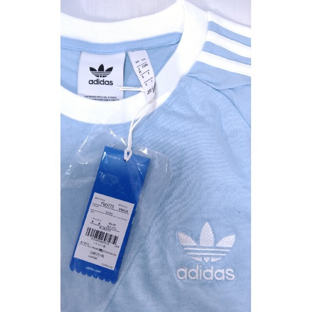 adidas(アディダス)の新品 M adidas originals Tシャツ 3ストライプ 淡い水色 メンズのトップス(Tシャツ/カットソー(半袖/袖なし))の商品写真