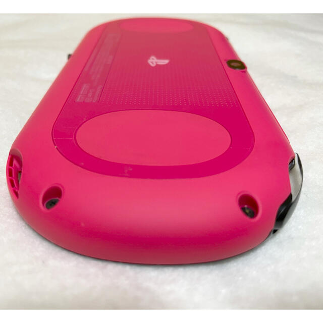 PSVita PCH-2000 ZA15ピンクブラック 本体 動作確認済み 家庭用 PSVita PCH-2000 ZA15ピンクブラック 本体 動作確認済み 家庭用