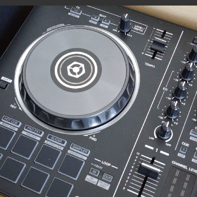 Pioneer(パイオニア)の美品 Pioneer DDJ-RB 楽器のDJ機器(PCDJ)の商品写真