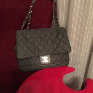 シャネル(CHANEL)のシャネルデカバッグ(ショルダーバッグ)