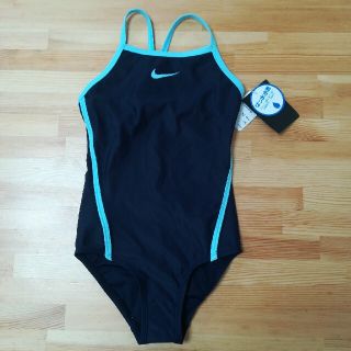 ナイキ(NIKE)の新品*タグ付き*NIKE*女児用水着*130センチ(水着)