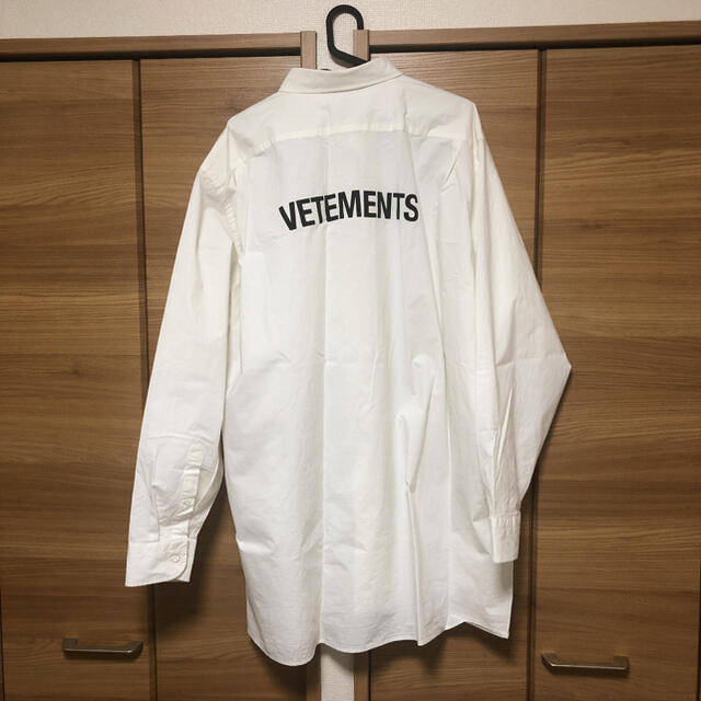 Vetements oversized logo shirt ロゴシャツ