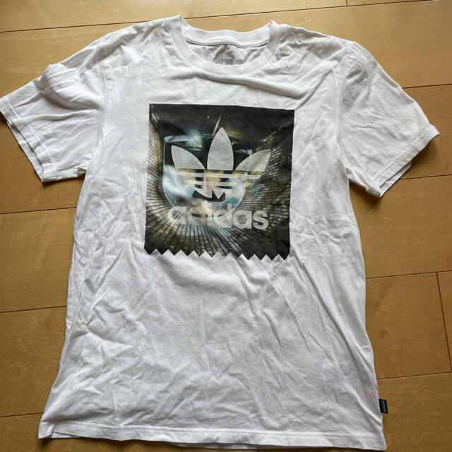 adidas(アディダス)のadidasオリジナルス 半袖 Tシャツ メンズのトップス(Tシャツ/カットソー(半袖/袖なし))の商品写真