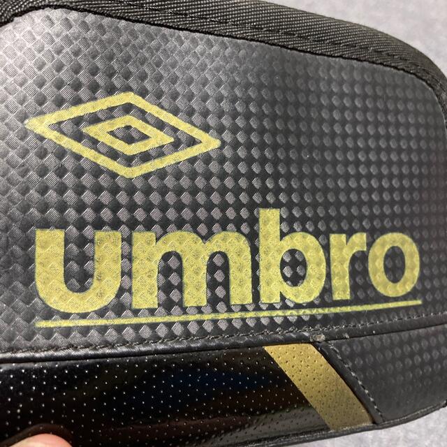 umbro  黒✖️ゴールドの財布 スポーツ/アウトドアのサッカー/フットサル(その他)の商品写真