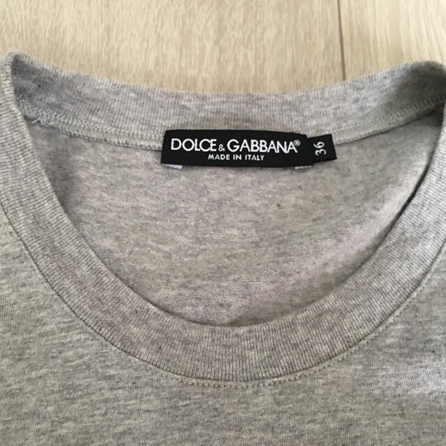 DOLCE&GABBANA(ドルチェアンドガッバーナ)の本日限り♡ドルチェ&ガッパーナ♡ビジュTシャツ♡レディース♡グレー♡込み レディースのトップス(Tシャツ(半袖/袖なし))の商品写真