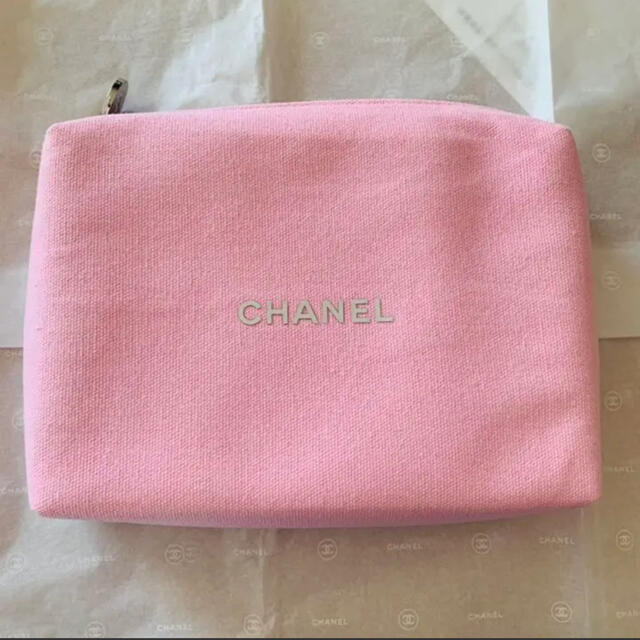 CHANEL(シャネル)のCHANEL ポーチ　ノベルティ　ピンク コスメ/美容のメイク道具/ケアグッズ(その他)の商品写真