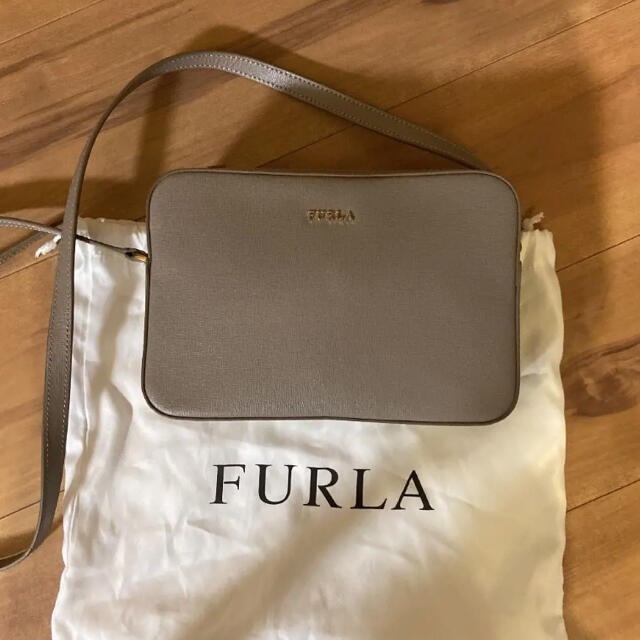 Furla(フルラ)のフルラショルダーバッグ　美品 レディースのバッグ(ショルダーバッグ)の商品写真