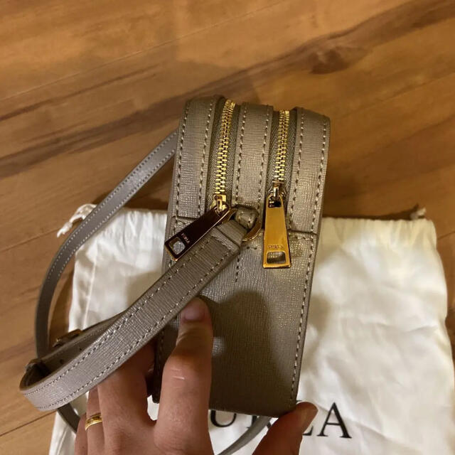 Furla(フルラ)のフルラショルダーバッグ　美品 レディースのバッグ(ショルダーバッグ)の商品写真