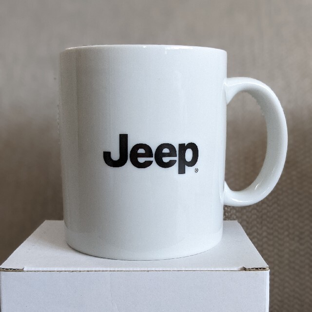 Jeep(ジープ)のJEEP　マグカップ インテリア/住まい/日用品のキッチン/食器(グラス/カップ)の商品写真