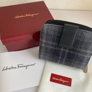 サルヴァトーレフェラガモ(Salvatore Ferragamo)のフェラガモ 折りたたみ財布 チェック柄 ブラック×グレー(財布)