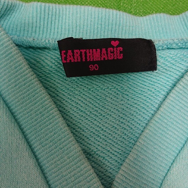 EARTHMAGIC(アースマジック)のアースマジック カーディガン 90 キッズ/ベビー/マタニティのキッズ服女の子用(90cm~)(カーディガン)の商品写真