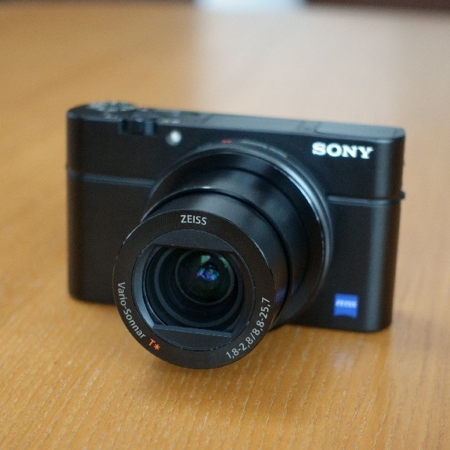 SONY(ソニー)の【SHAKA様専用】SONY DSC-RX100M3 スマホ/家電/カメラのカメラ(コンパクトデジタルカメラ)の商品写真