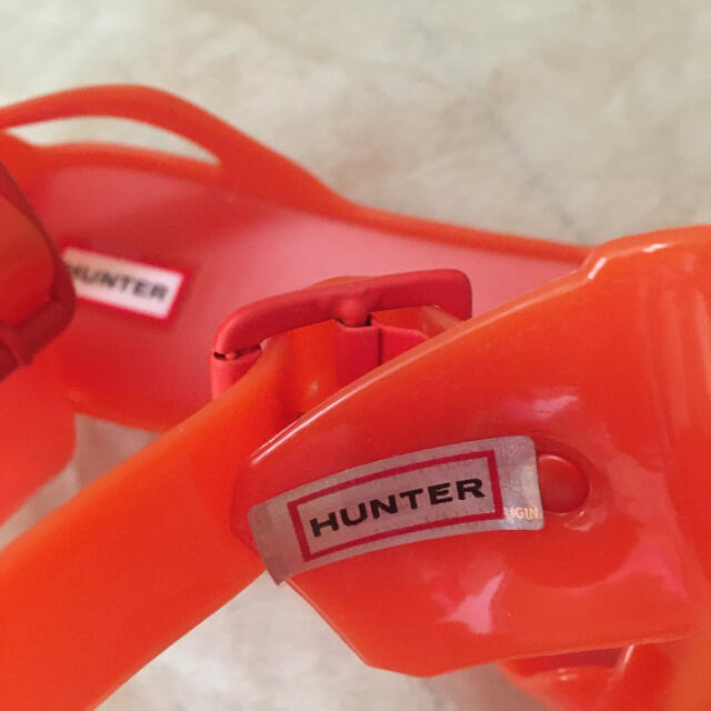 HUNTER(ハンター)のHUNTER  オレンジ色ビニールサンダル レディースの靴/シューズ(サンダル)の商品写真