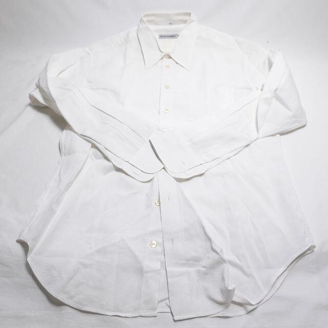 Emporio Armani(エンポリオアルマーニ)のEMPORIO ARMANI　シャツ　メンズ　ホワイト メンズのトップス(シャツ)の商品写真