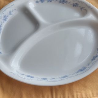 コレール(CORELLE)のCORELLEお皿一枚(食器)