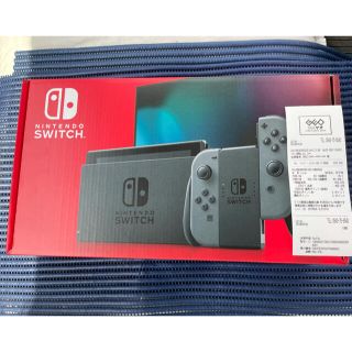 ニンテンドースイッチ(Nintendo Switch)のNintendo Switch新品未開封　本日6月2日購入　1時間前後の発送可能(家庭用ゲーム機本体)