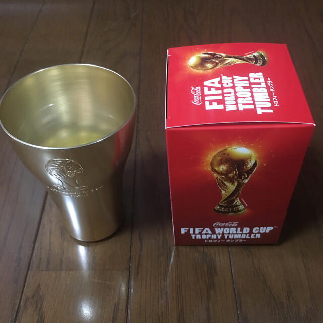 コカ・コーラ(コカコーラ)のコカコーラ FIFA WORLD CUP  タンブラー スポーツ/アウトドアのサッカー/フットサル(記念品/関連グッズ)の商品写真