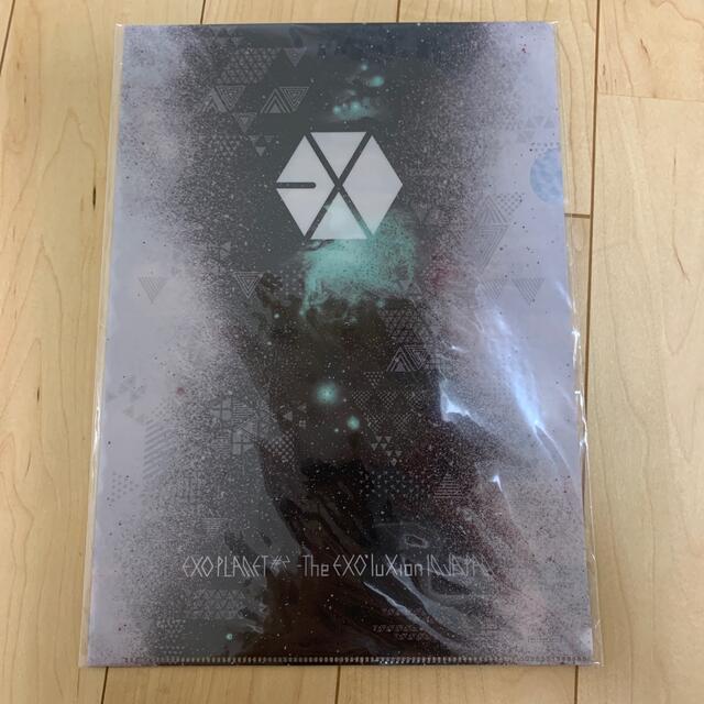 EXO(エクソ)の【再お値下げ】EXO クリアファイル エンタメ/ホビーのCD(K-POP/アジア)の商品写真