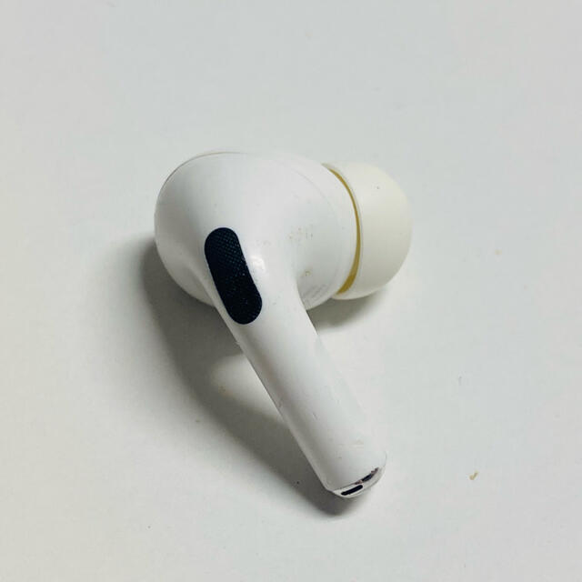 Apple(アップル)のApple AirPods Pro 本体 右耳【R】片耳 正規品 純正品 スマホ/家電/カメラのオーディオ機器(ヘッドフォン/イヤフォン)の商品写真