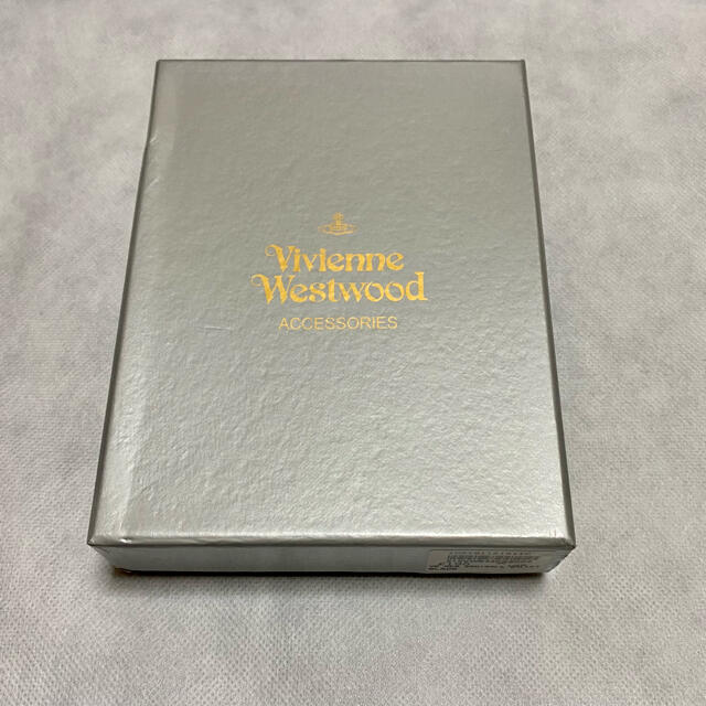 Vivienne Westwood(ヴィヴィアンウエストウッド)のヴィヴィアンウエストウッド　財布　vivienne westwood レディースのファッション小物(財布)の商品写真