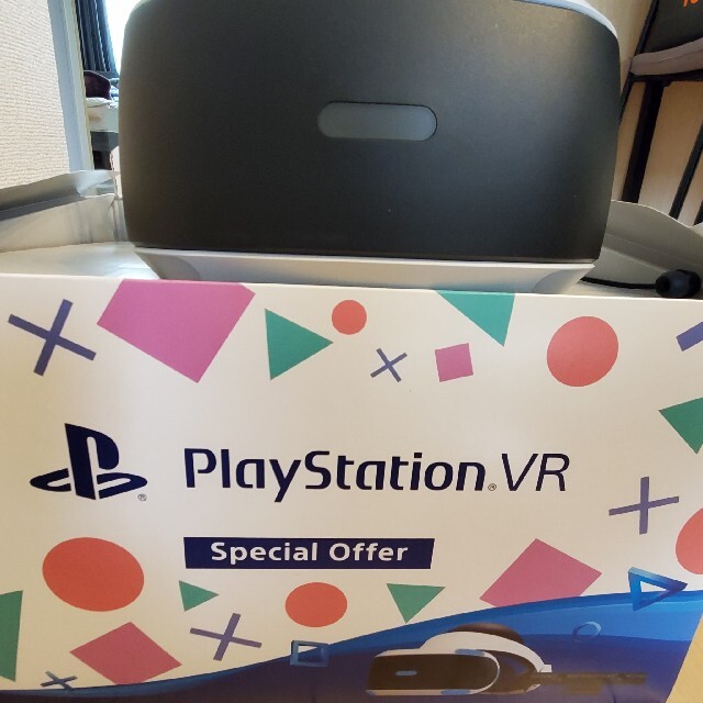 PlayStation VR(プレイステーションヴィーアール)の☆PlayStation VR ☆ エンタメ/ホビーのゲームソフト/ゲーム機本体(家庭用ゲーム機本体)の商品写真