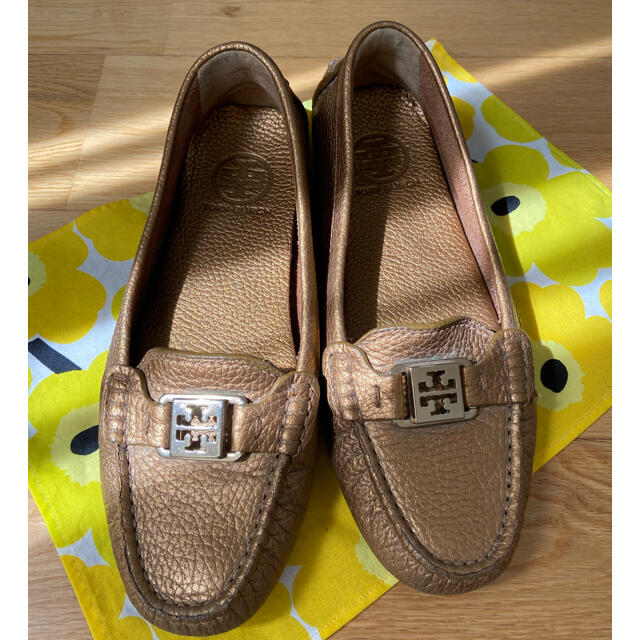 Tory Burch(トリーバーチ)の59/トリーバーチ　ドライビングシューズ　7 レディースの靴/シューズ(ローファー/革靴)の商品写真