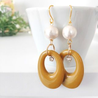 くすみイエローdrop×コットンpearlピアス(イヤリング)