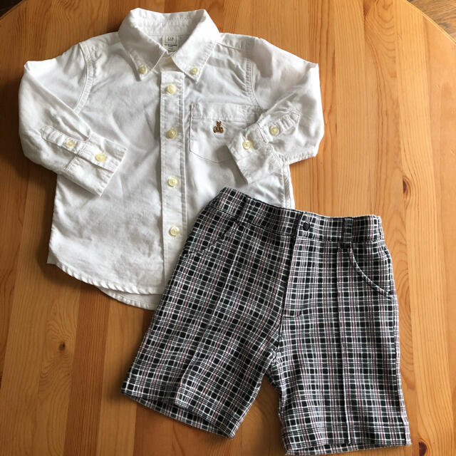 babyGAP(ベビーギャップ)のbaby GAP 白シャツ　パンツ　フォーマルセット　80 男の子　長袖 キッズ/ベビー/マタニティのベビー服(~85cm)(シャツ/カットソー)の商品写真