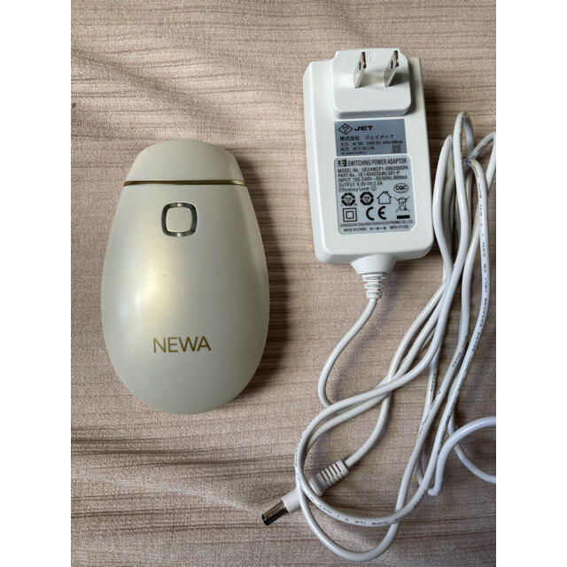 NEWA 美顔器 本体 + 電源アダプター + 儲け 収納ポーチ NEWA 美顔器 本体 + 電源アダプター + 儲け 収納ポーチ