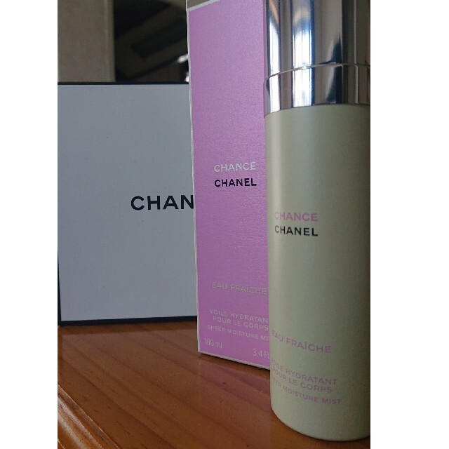 CHANEL(シャネル)のチャンス オー フレッシュ モイスチャーミスト コスメ/美容のボディケア(ボディローション/ミルク)の商品写真