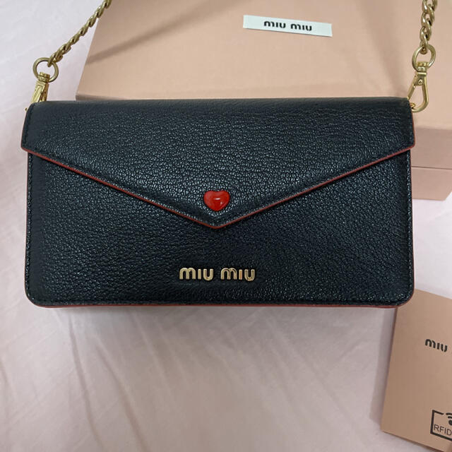 ネット限定】 【未使用級】miumiu ラブレター コンパクト ウォレット